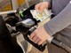 CarburantI. il Governo con una mano dà, con l’altra toglie