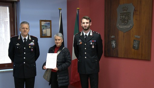 Coraggio e sangue freddo sulla strada: il grazie dei Carabinieri