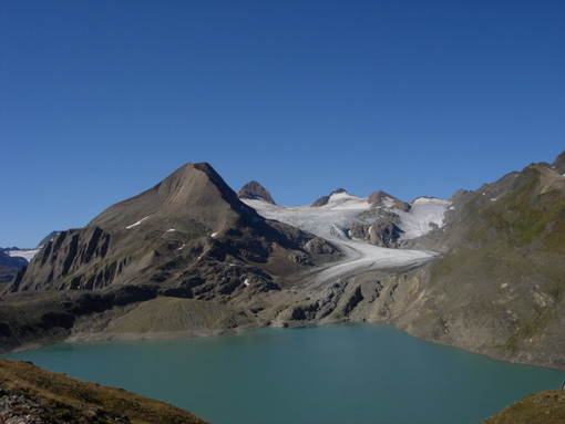 La Punta dei Camosci con il ghiacciaio del Gries