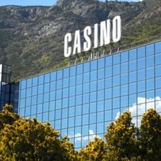 L'OPINIONE DI MAURO NATTA: dubbi e chiarimente sulla normativa sul cambio assegni al casino