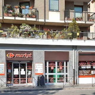 Carrefour di Piazza Plouves Aosta