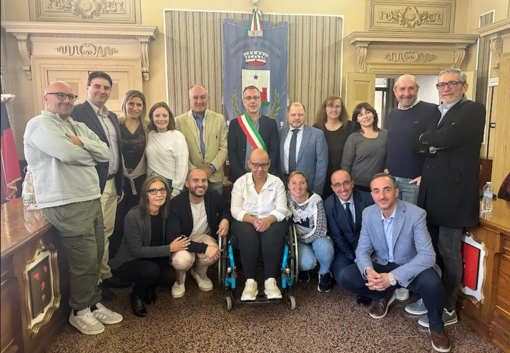 Nuovo Consiglio in carica a Châtillon: Daudry giura da sindaco e presenta le linee guida del mandato Nuovo Consiglio in carica a Châtillon: Daudry giura da sindaco e presenta le linee guida del mandato