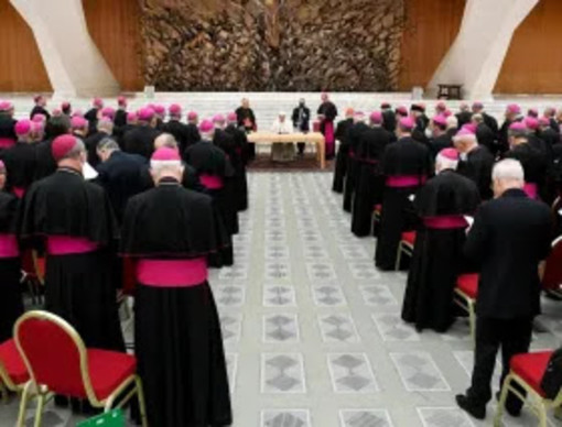 Cei: &quot;Papa Francesco, pastore di tutti&quot;