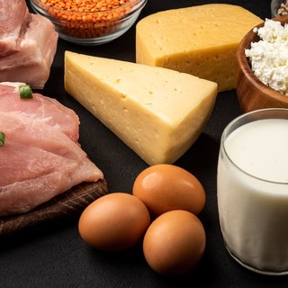 Al via la campagna vaccinale contro la dermatite bovina: nessun rischio per carne e latte