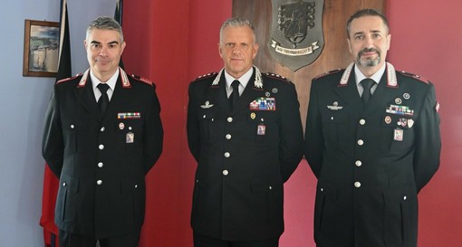 Al centro il Col. Livio Propato, a sinistra il Lgt. C.S. Riccardo Bianchi ed a destra il Lgt. Roberto Nossein Al centro il Col. Livio Propato, a sinistra il Lgt. C.S. Riccardo Bianchi ed a destra il Lgt. Roberto Nossein