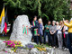 Courmayeur: Una stele in memoria di don Cirillo Perron nel parco del municipio