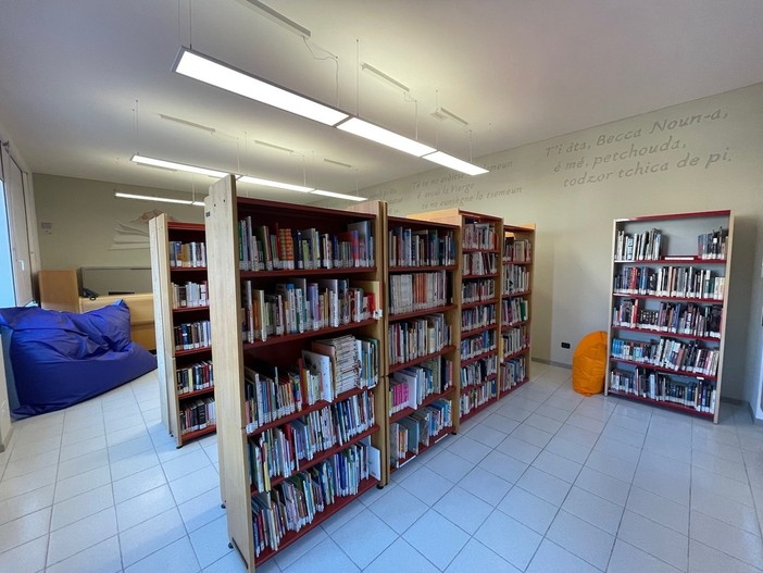 Inaugurati la nuova Biblioteca e l'Archivio storico comunale &quot;Elvira Donzel&quot; di Charvensod: nuovi servizi e spazi per la cultura