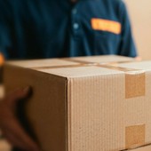 Dazi sui piccoli pacchi, via libera del Consiglio europeo: 3 euro dal 1° luglio 2026 Dazi sui piccoli pacchi, via libera del Consiglio europeo: 3 euro dal 1° luglio 2026