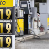 Carburanti alle stelle, in Valle d’Aosta l’aumento pesa di più su imprese e territorio