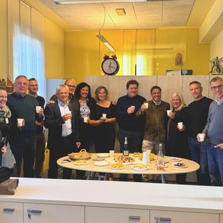 Gli eletti dell'Union Valdôtaine in Consiglio regionale con il presidente del Mouvement e la storica segretaria Lea Meynet. Assente per impegni istituzionali Aurelio Marguerettaz