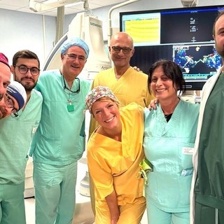 L’equipe della Cardiologia, guidata dal Dott. Paolo Scacciatella, che ha eseguito con successo un intervento di cardioneuroablazione