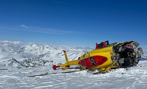 Eliambulanza precipita sul Monte Rosa, salvo l'equipaggio
