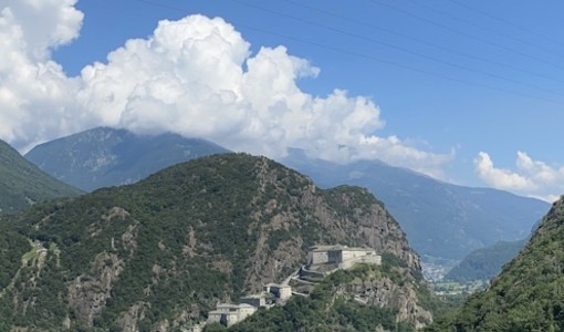 MONTAGNA VDA: Alla scoperta delle Goilles di Hône MONTAGNA VDA: Alla scoperta delle Goilles di Hône