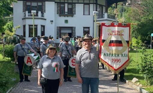 La Fanfara in uscita dalla sede regionale dell'ANA