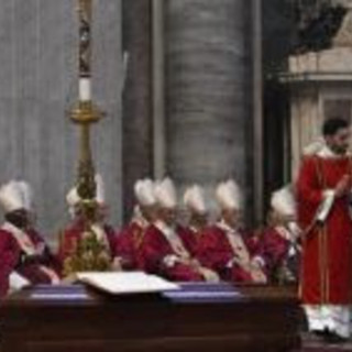 Léon XIV rend un dernier hommage au cardinal Camillo Ruini
