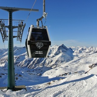 Skipass, rincari fino al 5%: dal 19 ottobre scatta la vendita degli stagionali