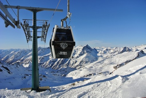 Skipass, rincari fino al 5%: dal 19 ottobre scatta la vendita degli stagionali Skipass, rincari fino al 5%: dal 19 ottobre scatta la vendita degli stagionali