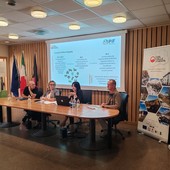 Da sn: Alessandro Rota, Dirigente Autorità di gestione CSR 2023-2027, Assessore all’Agricoltura e Risorse naturali Speranza Girod, Coordinatrice GAL Valle d’Aosta Marta Anello, Presidente GAL Valle d'Aosta Camillo Rosset (ph. GAL) Da sn: Alessandro Rota, Dirigente Autorità di gestione CSR 2023-2027, Assessore all’Agricoltura e Risorse naturali Speranza Girod, Coordinatrice GAL Valle d’Aosta Marta Anello, Presidente GAL Valle d'Aosta Camillo Rosset (ph. GAL)