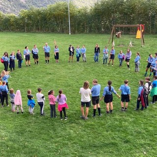 Ottant’anni con lo zaino sulle spalle: Aosta 1 festeggia una storia fatta di giovani, comunità e futuro