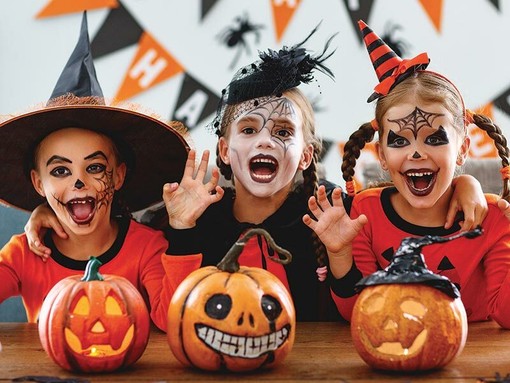 Halloween; Dolcetto e scherzetto, ma senza andare oltre Halloween; Dolcetto e scherzetto, ma senza andare oltre