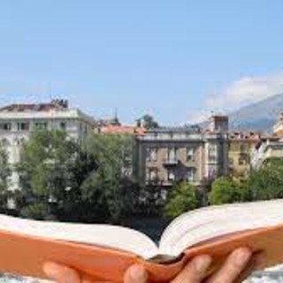 MANIFESTO PER IL FUTURO DEL LIBRO Un progetto di Ivrea Capitale italiana del libro 2022