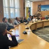 Valtournenche, scontro in Consiglio su bilancio e seconde case: Avetrani attacca la maggioranza Valtournenche, scontro in Consiglio su bilancio e seconde case: Avetrani attacca la maggioranza