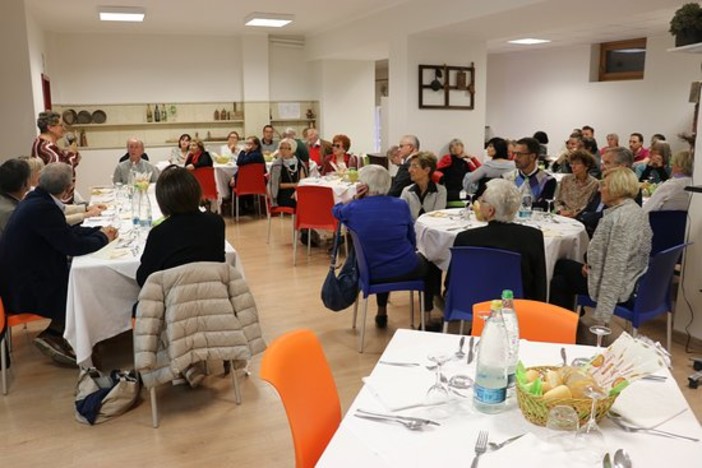 Un incontro 'solidale' al ristorante Intrecci di Aosta
