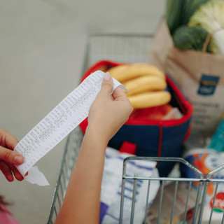 Inflazione: a gennaio si attesta al +1%, ma il carrello della spesa è al +1,9%. Ricadute di 397,00  euro annui a famiglia