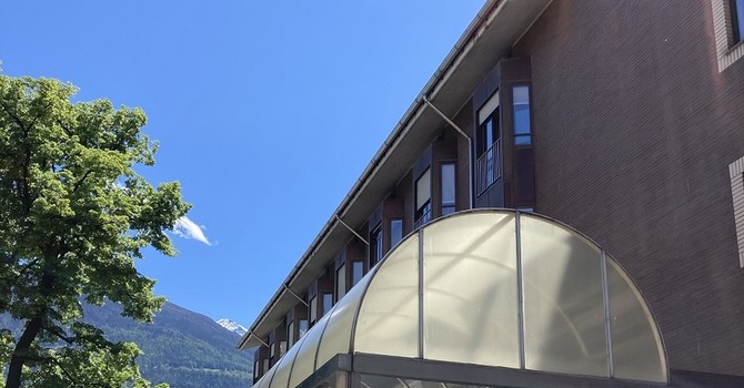 Tagli sulla pelle degli anziani: al J.B. Festaz altri 7 operatori in meno