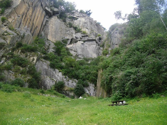 La via ferrata e falesia della Balma (le ph sono di Lodovico Marchisio La via ferrata e falesia della Balma (le ph sono di Lodovico Marchisio
