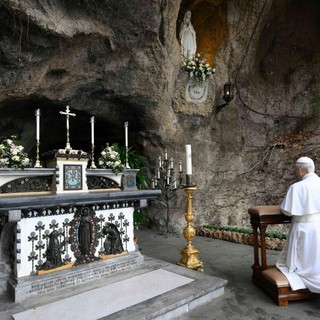 Lourdes, molto più di un viaggio: il pellegrinaggio tra fede, fragilità e fraternità