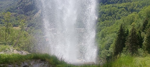 Anello sotto le cascate di Noasca