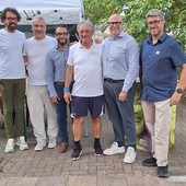 Da sin: Luca Delfino,Giuseppe Sparta e Carlo Tarsia, il coach Gianni Zullo, il Sindaco di Buttigliera Alfredo Cimarella e l'Assessore Daniele Chiriotti Da sin: Luca Delfino,Giuseppe Sparta e Carlo Tarsia, il coach Gianni Zullo, il Sindaco di Buttigliera Alfredo Cimarella e l'Assessore Daniele Chiriotti