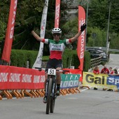 Ciclismo. Martina Berta trionfa a casa nel giorno del debutto del Cross Country a La Thuile