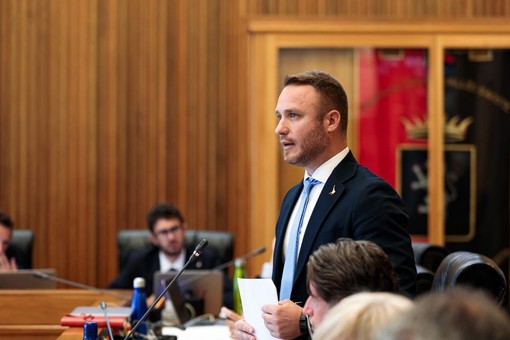 Andrea Manfrin Andrea Manfrin