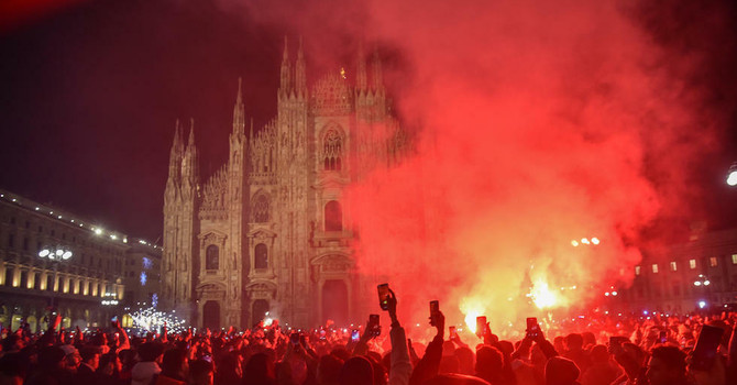Il Dispensatore di odio - Come i social trasformano cittadini comuni in tifoserie pronte alla guerra (che non c’è)