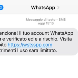Nuove truffe su WhatsApp: dagli sms ingannevoli ai contatti anonimi generati dall’IA