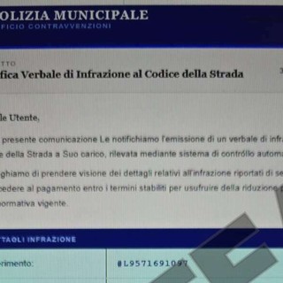 Multa fantasma, la truffa arriva anche in Valle d’Aosta: falsi verbali per svuotare i conti degli automobilisti