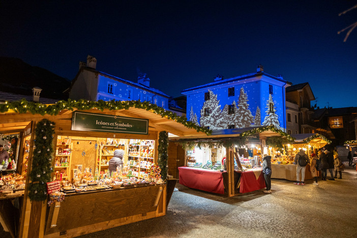 Marché Vert Noël 2026/2027, aperte le candidature per il villaggio alpino nel cuore di Aosta
