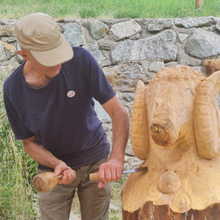 Chez nous a Oyace: l’artigianato di tradizione che racconta la montagna tra memoria, frazioni e nuove connessioni culturali
