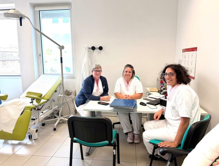 Ostetriche della Casa della Comunità di Aosta Ostetriche della Casa della Comunità di Aosta