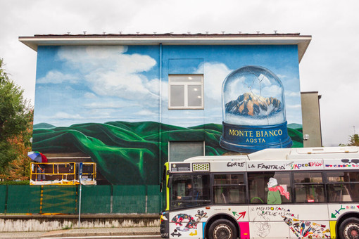 Inaugurata la terza opera murale di Ozmo Inaugurata la terza opera murale di Ozmo