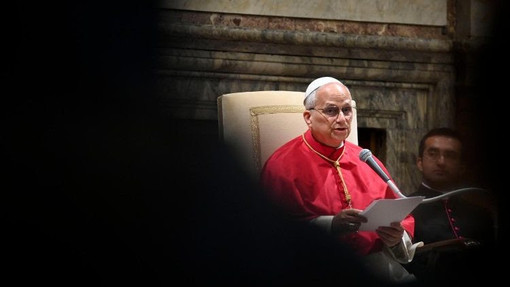 Il Papa: la pace non si costruisce con le armi, serve più dialogo e multilateralismo Il Papa: la pace non si costruisce con le armi, serve più dialogo e multilateralismo
