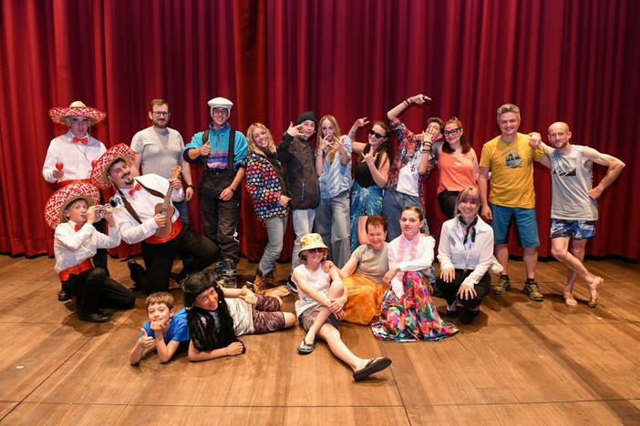 La compagnie Le Redzetón de l’Abé, de Saint-Nicolas