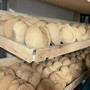 Giovani di Sarre rilanciano il pane nero solidale tra tradizione e solidarietà
