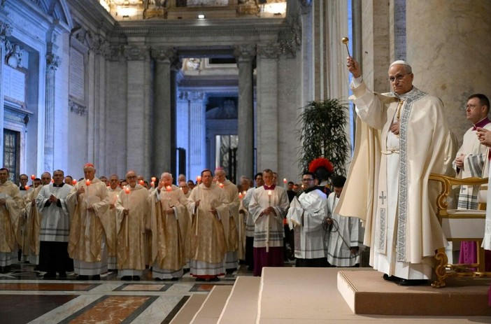 Il Papa: i consacrati fermento di pace. Restano anche dove tuonano le armi
