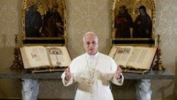 Il Papa: le dipendenze sintomo di decadimento sociale, aiutare e formare i giovani Il Papa: le dipendenze sintomo di decadimento sociale, aiutare e formare i giovani