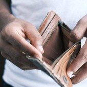 L'aumento dei prezzi svuota il portafoglio