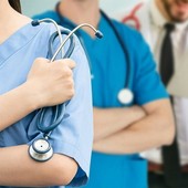 L'OPINIONE DI UNA LETTRICE: La sanità valdostana non ha bisogno di moltiplicazione delle partite IVA in camice bianco.