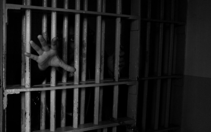 Morto da solo, in una cella: tragedia al carcere di Brissogne
